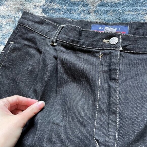 Vintage High Waisted Pleated‎ Mom Shorts - Picture 6 of 11